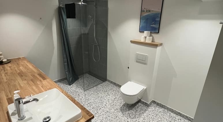 Nyt badeværelse i Hvidvore hos glad kunde
